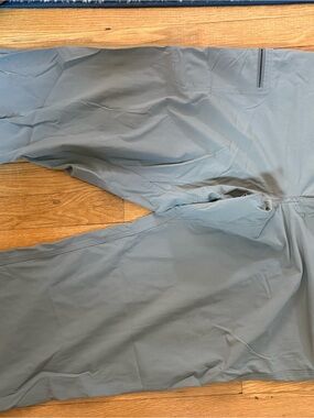 Eastern Mountain Sports Men's Slate Gray Stretch Chinos